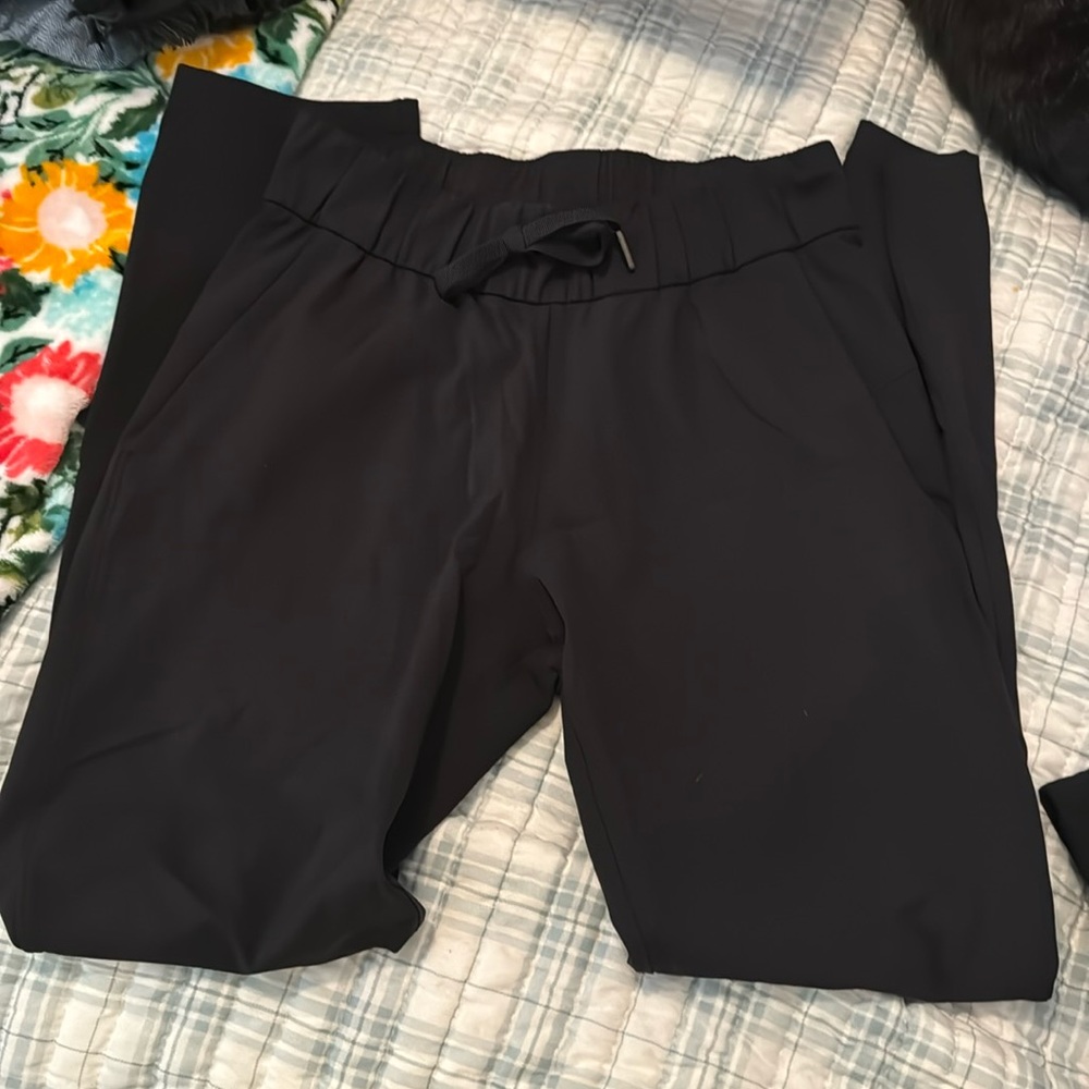 Lululemon sweats in black size 2
